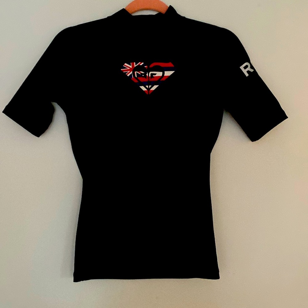 Roxy uvteck rash guard water shirt 🌊 size 8